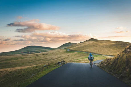 How to Go On a Cycle Travel Like a Pro Rider?