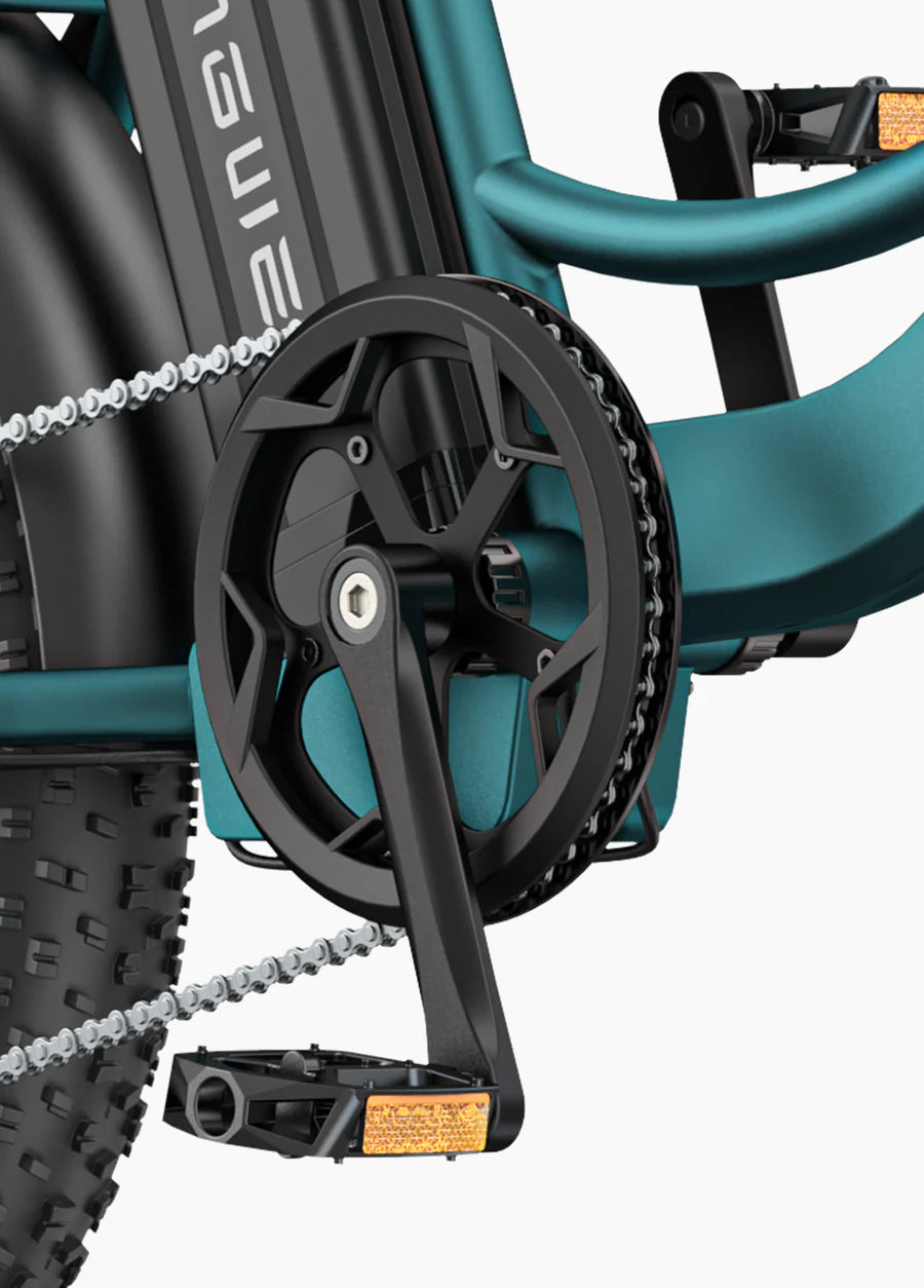 L20 Boost 4.0' terrain tires and utility power — For cargo and all terrains.