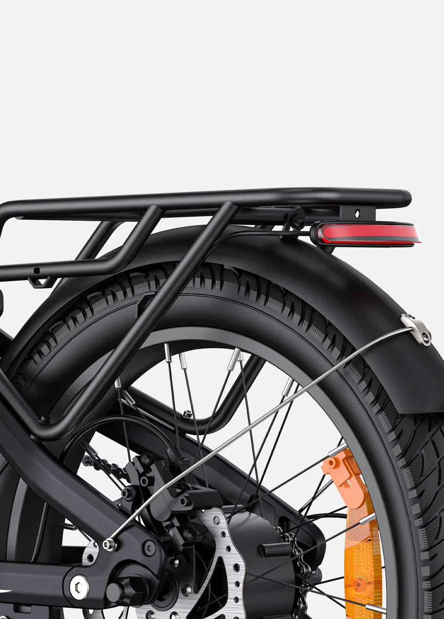L20 3.0 Boost Compact and comfort with 3.0' tires — Perfect for daily city rides.