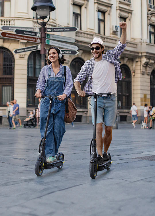 ENGWE Y10 350W 65KM Range Max Speed 25KM/h E-Scooter 36V13AH Lithium-Ion Battery